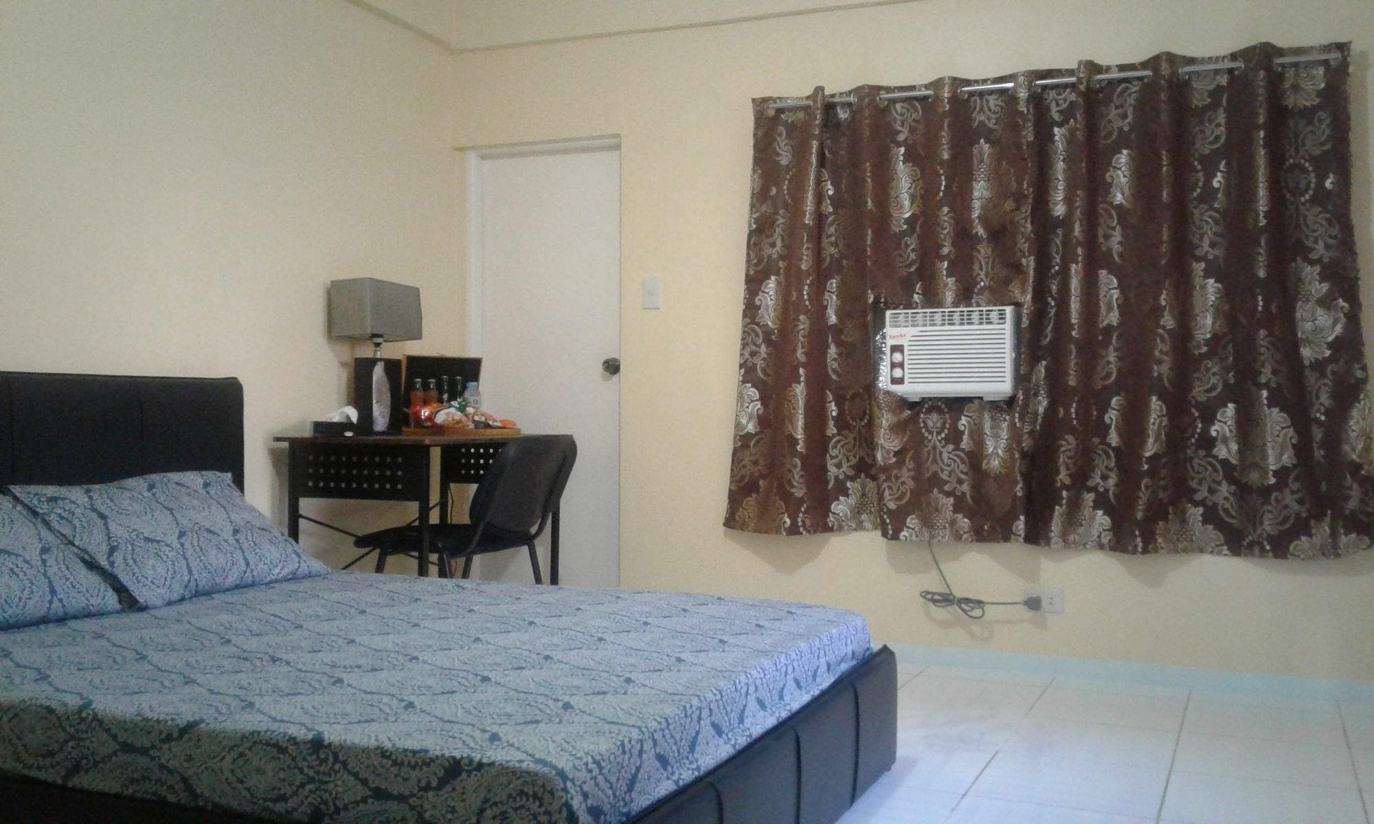 Christopher B&B And Apartments (Adults Only) Paranaque City Dış mekan fotoğraf